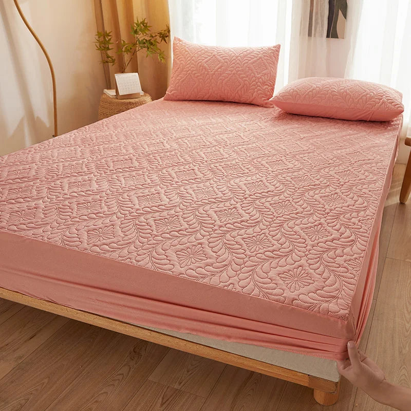 Waterproof and anti-bacterial mattress cover