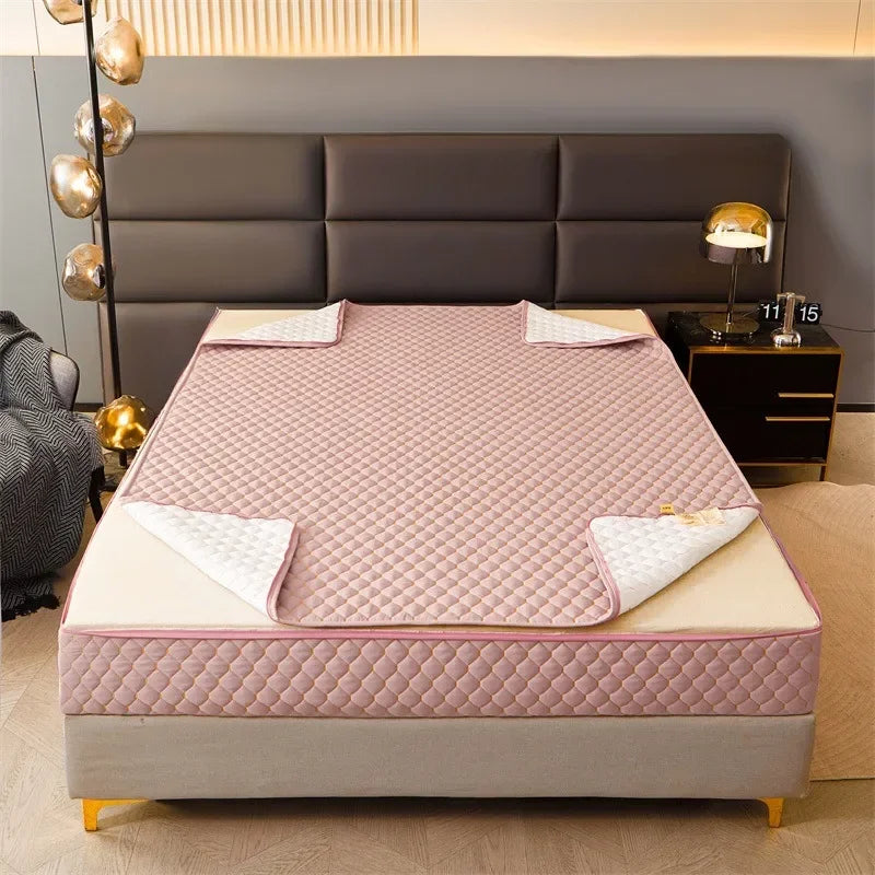 Luxury quilted mattress cover